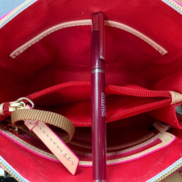 Dooney & Bourke - Picture 7 of 8